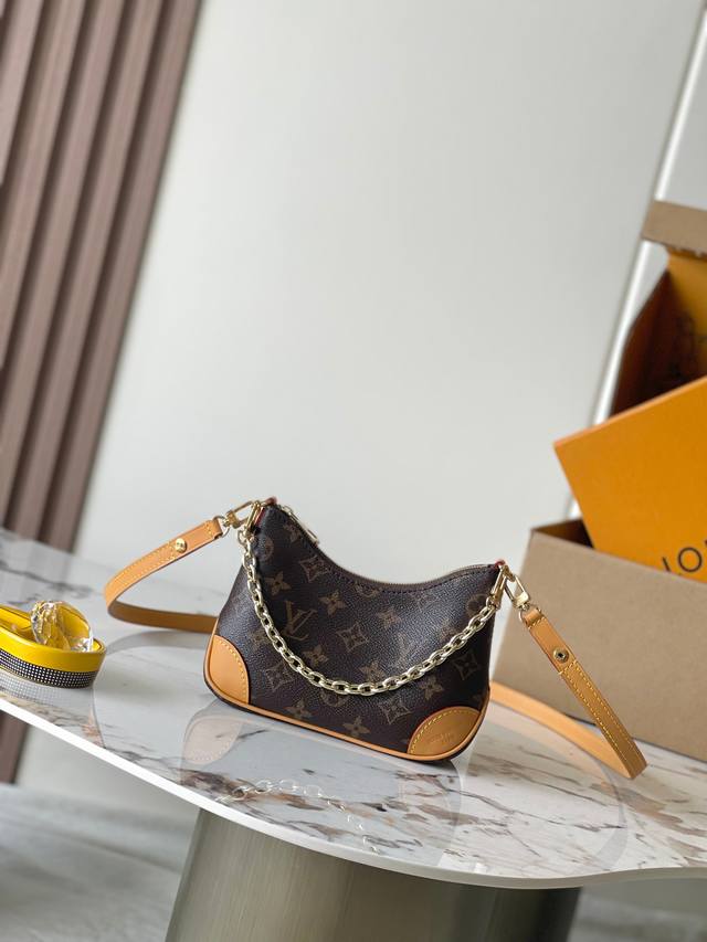 特级Mb原厂皮 Nano Boulogne 手袋型号：M25519黄色芯片版材料：A级全钢五金，进口原厂面料包装：全套原厂免税Mb包装尺寸：13*8*19Cm