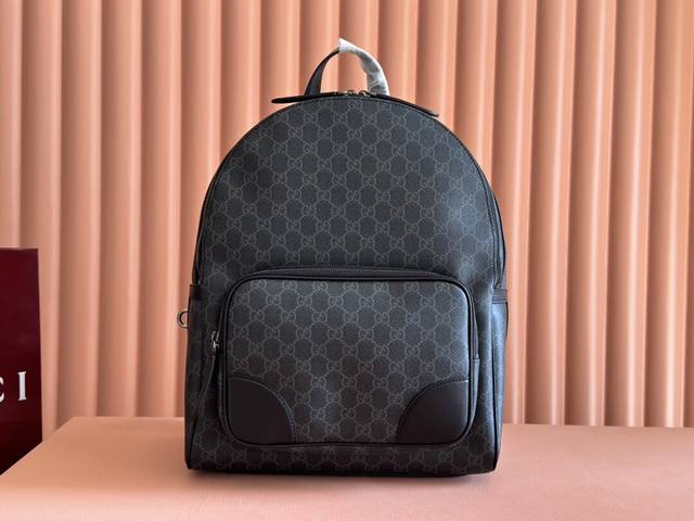 Gucci新款专柜品质，顶级原单货，实物实拍！款号821159克胶尺寸：宽31X高41X侧宽18，出货啦！