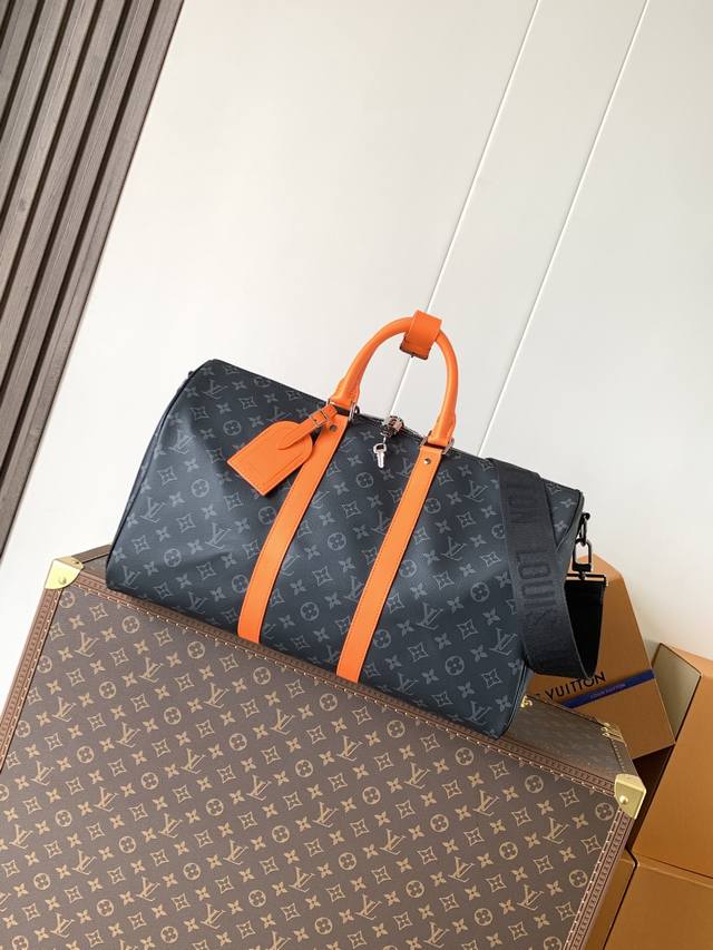 出厂价P M15251 顶级原单 变码芯片163C 本款Keepall BandoulièRe45旅行袋取材Monogram Edipse帆布，以明丽色调勾勒皮