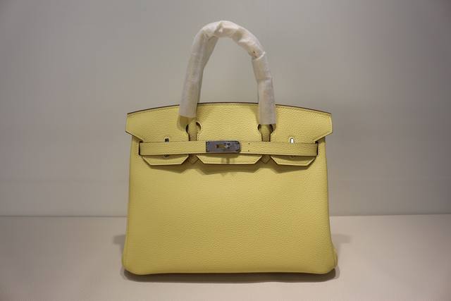 半手工全新特价 不退换 原价1690 现货 B 小鸡黄银扣皮铂金30Cm半手蜡线缝制德国原装进口杜克普机车法国蜜蜡线现货实拍 Bk30 内里山羊皮 半手工全新特价 不退换 原价1690 现货 B 小鸡黄银扣皮铂金30Cm半手蜡线缝制德国原装进口杜克普机车法国蜜蜡线现货实拍 Bk30 内里山羊皮