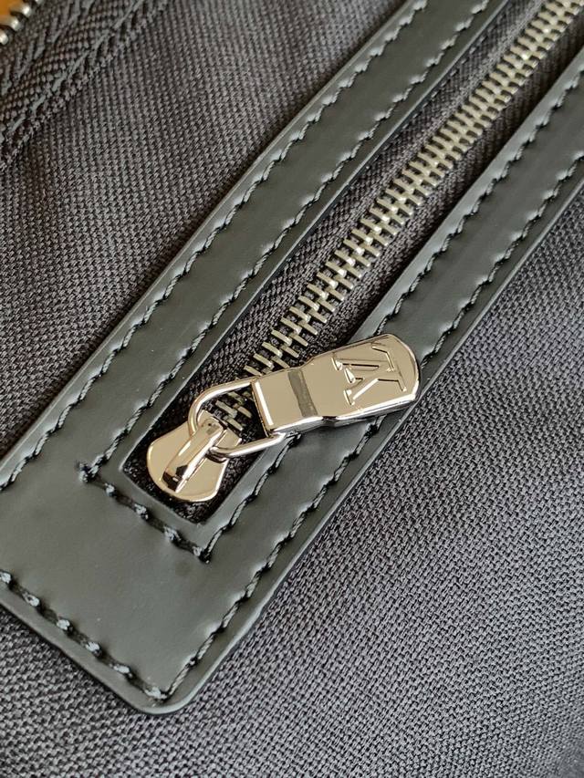 新款丝印 全钢五金 特级芯片版：配全套专柜包装 Keepall 50 Mon Monogram 旅行袋自 1930 年面世以来，Keepall 系列手袋以经典设