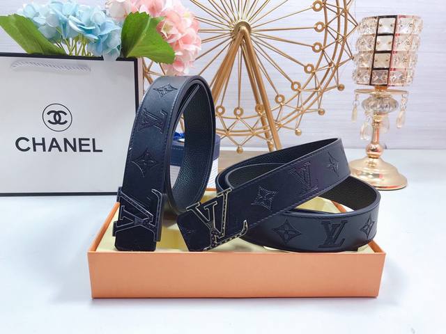 路易威登新款 纯皮 为全球最大的高级时尚控股公司以传统手工设计和款式新颖誉满全球 随心驾驭[奸笑]宽度3.8厘米 附带原版包装