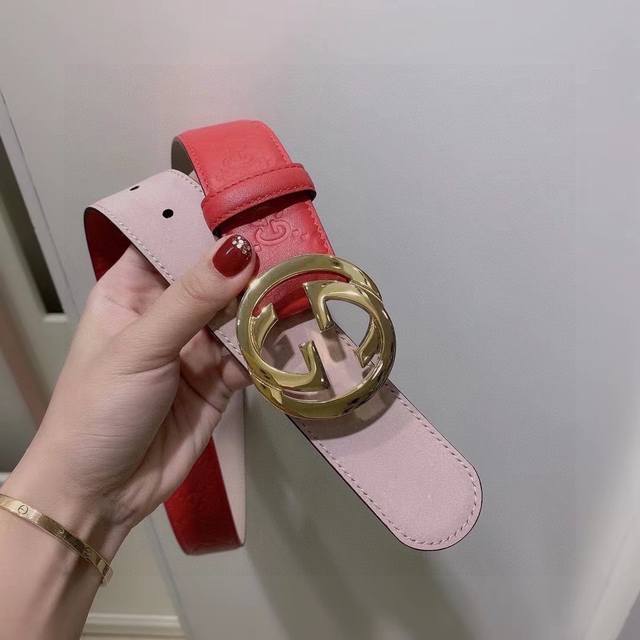 Gucci古奇3.8Cm原单意大利原厂进口双面头层牛皮，皮质细腻光滑，且耐磨耐拉， 搭配精品经典双G扣.简约大气百搭款