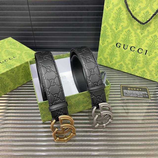 Gucci 古奇牛皮腰带 男士经典款皮带 时装搭配必备款 优质合金扣头 采用原厂牛皮带身 机械打孔 高品质全套包装 礼盒 礼袋 小票