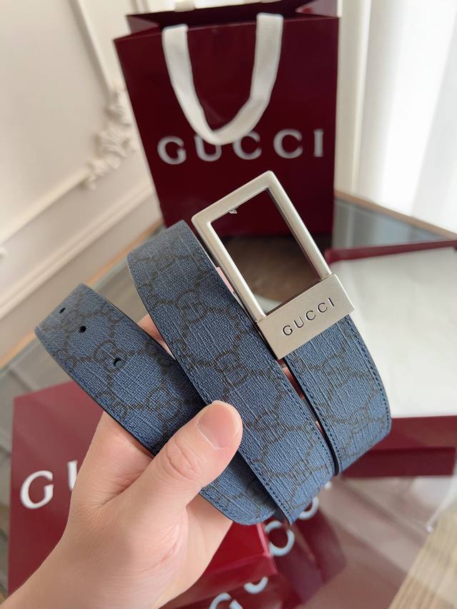 绝美Gucci 方扣男士新款腰帶 專櫃同步 寬3.5厘米 帶身帆布老花-拼進口硅胶底黑色 精緻真空電鍍雙G鋼扣 雙面可用
