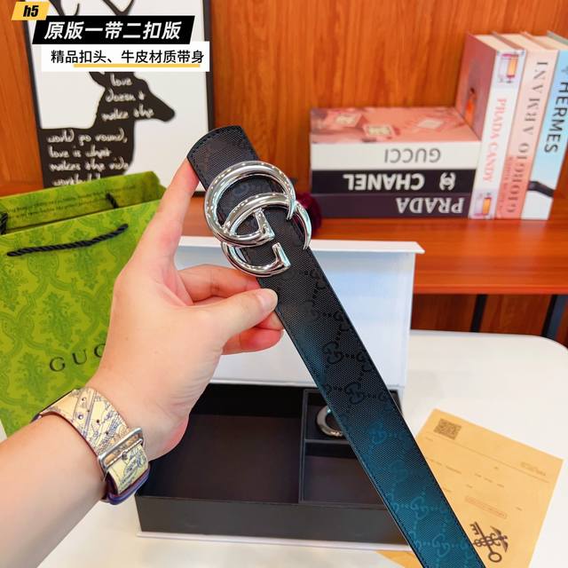 1带1扣 1带2扣 古奇G家 双扣版 1带2扣 正版开模 此款腰带双面采用原厂牛皮带身，精密电镀标志性五金搭扣 对版专柜。3.8Cm 如需木盒40