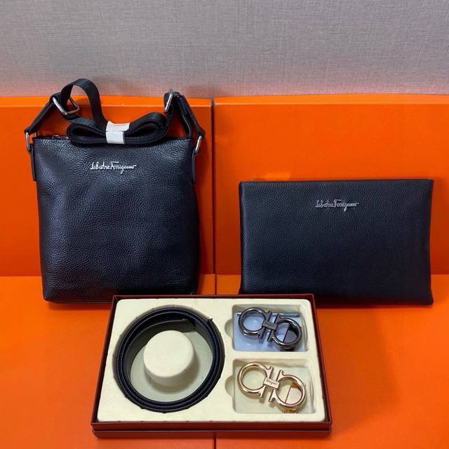 菲拉格慕Ferragamo头层皮质组合礼盒包装腰带俩款包包超级组合 公文包包是很实用的选择。手提包日常是非常适合的。双扣皮带:头层皮质带身搭配3.5Cm广州原版 菲拉格慕Ferragamo头层皮质组合礼盒包装腰带俩款包包超级组合 公文包包是很实用的选择。手提包日常是非常适合的。双扣皮带:头层皮质带身搭配3.5Cm广州原版