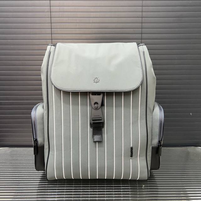 Rimowa日默瓦 Never Still 休闲运动 帆布 翻盖背包双肩包 大号 登山包 高级感 经典百搭 实物拍摄 配送防尘袋 37 X 44 Cm