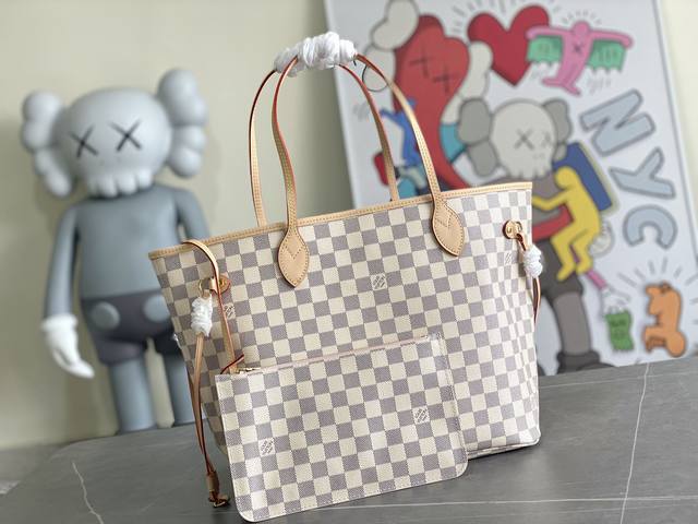 中号 大号 独家首发型号：M40995 40991 40990 41177 41178皮料是正品代工厂P意大利A级皮料 特级正品 :所谓的特级正品．是在于品质、