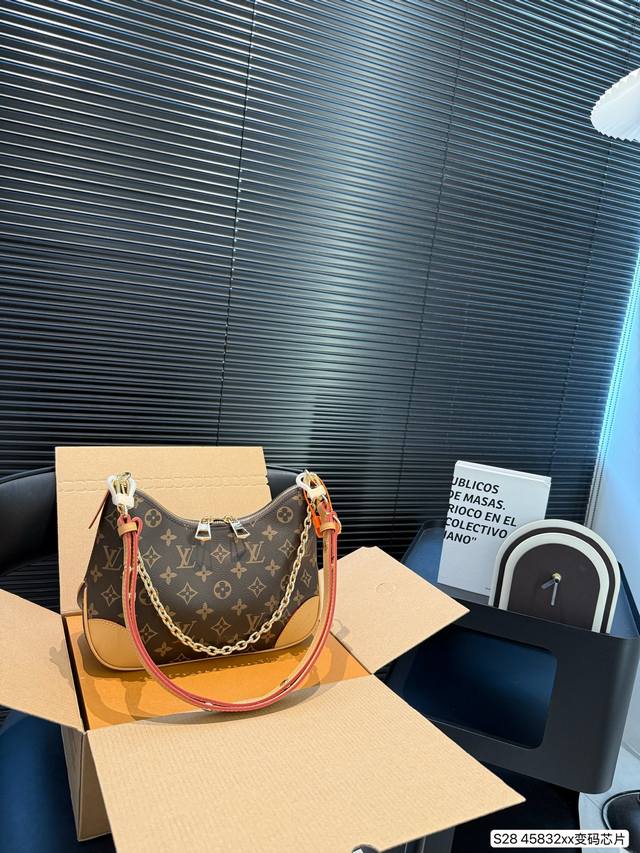 配飞机盒折叠盒子 变码芯片Lv 牛角包中古款牛角包定制版经典单肩包配置肩带链条单肩斜挎都无敌好看百搭!超级时髦 给你想不到的惊艳尺寸:29 16货号45832 配飞机盒折叠盒子 变码芯片Lv 牛角包中古款牛角包定制版经典单肩包配置肩带链条单肩斜挎都无敌好看百搭!超级时髦 给你想不到的惊艳尺寸:29 16货号45832