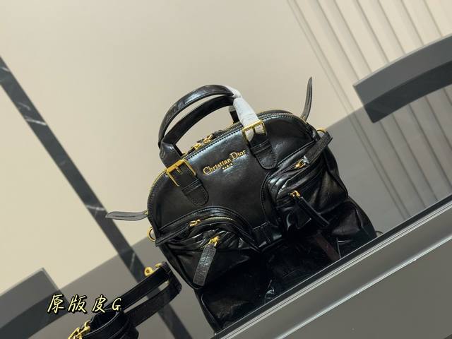 无盒Size：28Cm迪奥 新品抢先看Hobo谁能顶得住超绝松弛感Hob包型新款D-Journey率性优雅