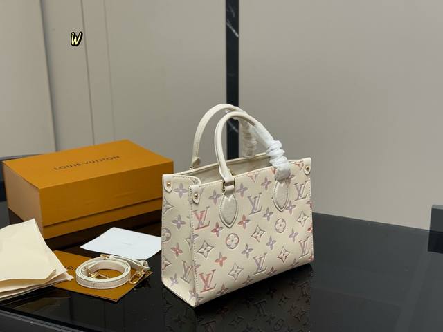 折叠盒Size：26.20Cmlv Onthego购物袋有隐藏的背带设计，可单肩～可手提搜索 Lv Onthego丛林购物袋