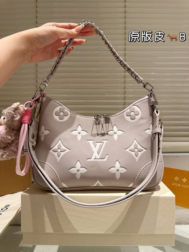 原单配挂件 飞机盒折叠盒全套包装Lv老花牛角包单肩斜挎中古 Vintage包包V老花村上隆限定薇薇安女包Lv老花限定 ！超美！好多网红潮人都在背 单肩斜挎背这款