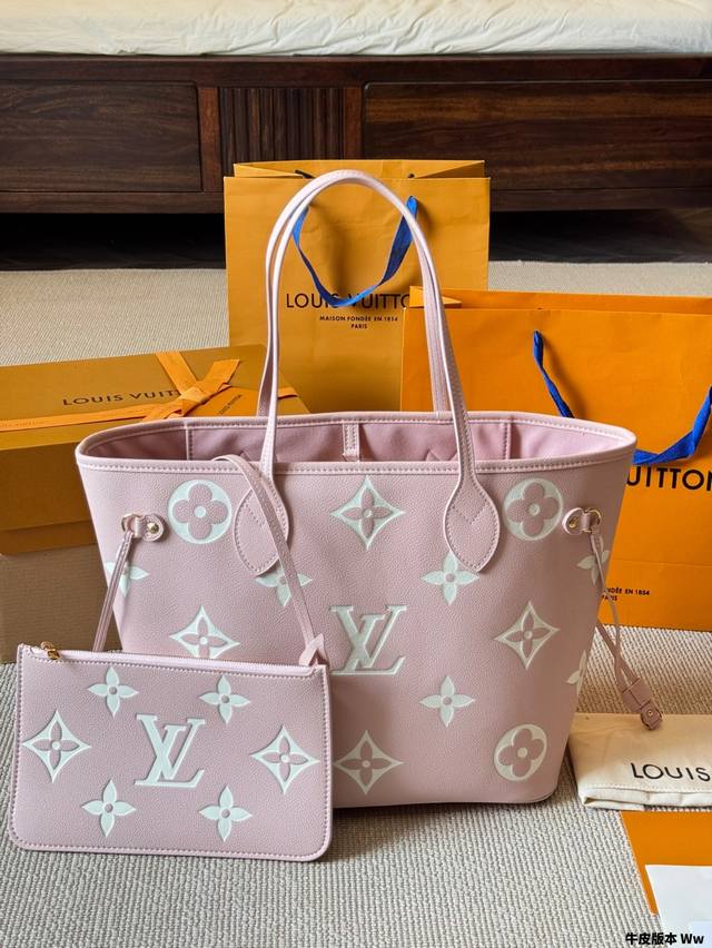 牛皮版本 Lv 牛皮 L家 Neverfull 中号购物袋!入门级的款式哦!绝对的终身款!此物经典不言而喻!街拍和实用都是非常Nb的选择!大家拿到后可以感受下, 牛皮版本 Lv 牛皮 L家 Neverfull 中号购物袋!入门级的款式哦!绝对的终身款!此物经典不言而喻!街拍和实用都是非常Nb的选择!大家拿到后可以感受下,