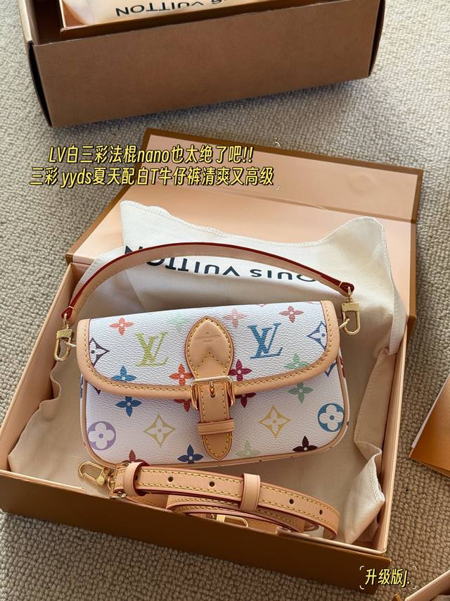 配盒 升级版Size：19*11Cml家 Diane Nano法棍你也太会了吧白三彩限时回归好好看好想自留真的难以置信！