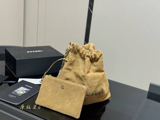 Size:35*37Cm 太好搭配了呜呜呜Chanel 22Bag更酷哦!升级后皮子摸着更舒服 更雾面哑光一点 软软糯糯的质感超级舒服搜索 香奈儿 垃圾袋 Size:35*37Cm 太好搭配了呜呜呜Chanel 22Bag更酷哦!升级后皮子摸着更舒服 更雾面哑光一点 软软糯糯的质感超级舒服搜索 香奈儿 垃圾袋