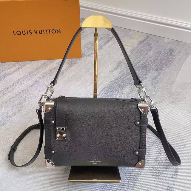 独家定制实拍顶级原单 动态163M25160黑色 M25072灰色 M23817小黑色 M23915米白 M25067蓝色 M23818棕色 顶级原单 创意总监 独家定制实拍顶级原单 动态163M25160黑色 M25072灰色 M23817小黑色 M23915米白 M25067蓝色 M23818棕色 顶级原单 创意总监