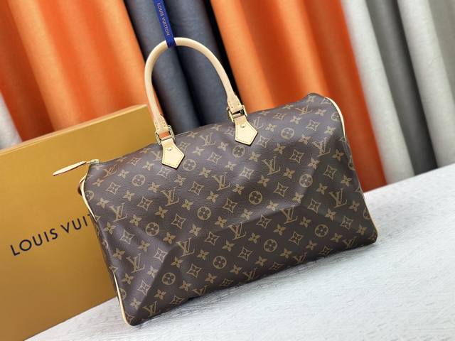 大号 40Cm M40393品质：完美手工，好品质，满满正口碑哦！ 强力推荐 Speedy时尚爆款 经典Monogram帆布意大利进口变色黄皮饰边高档的原厂五金