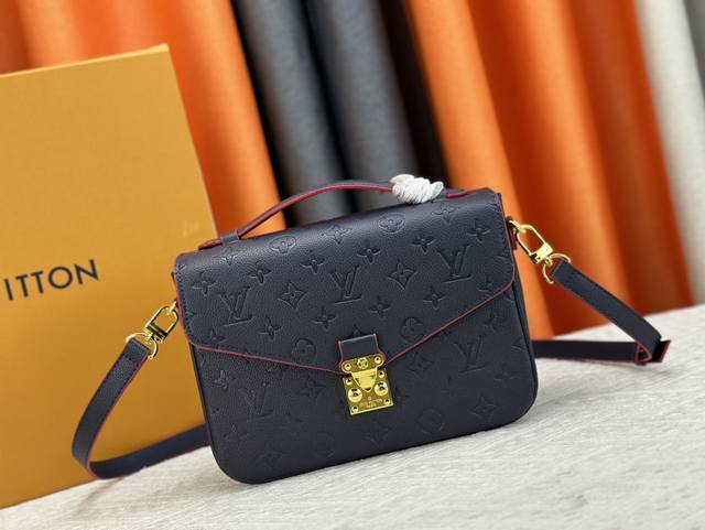 Metis邮差包 升级版 M40780 M41486 M41488M41487 M44071 M44018 压花全皮，其市场顶级最新版本出货 富有立体感的造型与