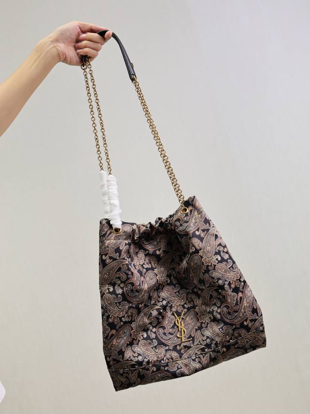 特价 尺寸：26Cm 孤品捡漏，图片实拍。