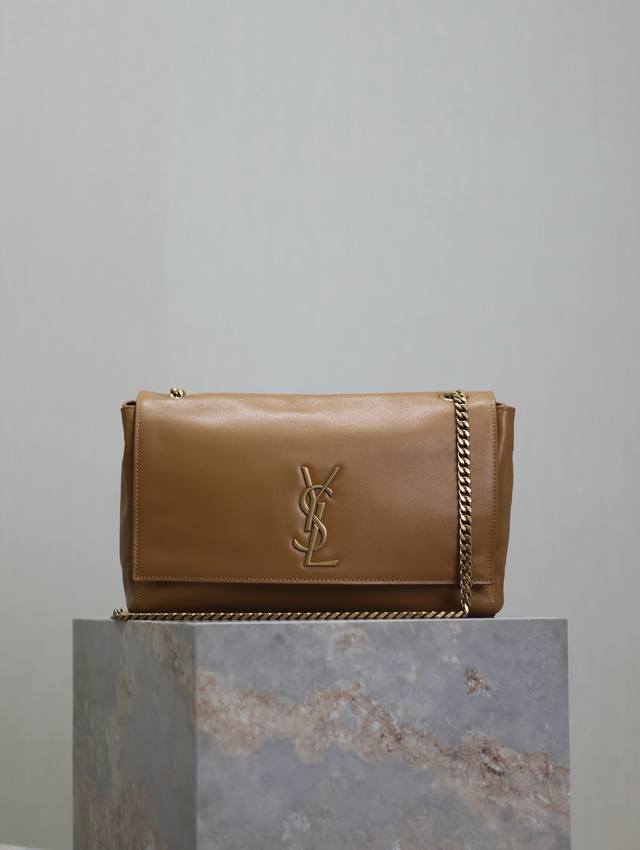 特价 限时特惠款 土黄平纹 Kate_正反两用麂皮&平纹皮 买一个包相当于拥有两个包，巨划算_永恒经典的Kate，无需担心它会过时，一年四季都能用的款式，春夏用