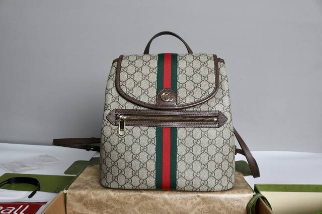 厂价 最高版本原厂皮顶级原单配专柜全套包装 简介：2025春夏系列中，Ophidia系列亮眼呈献新颖廓形与功能，以标志性米色和棕色配色匠心演绎，打造质地柔软的焕