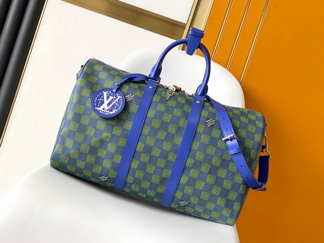 调价 M41418兰格 变码芯片版 顶级原单Louis Vuitton 2025春夏系列继续以 旅行 为灵感，不再局限于国家间的旅行，而是从更广的视角出发，以太