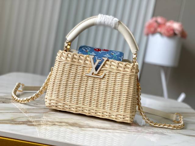 正品原料特级精品动态芯片Lv X Tm Capucines 手袋M14295 M48865白色樱桃竹篮本款Capucines手袋邂逅路易X村上隆复刻系列的瞩目细