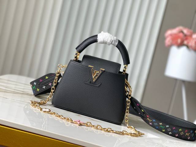 正品原料特级精品动态芯片M13878 M48865黑拼三彩在展现轻快魅力X村上系列中 重新诠释了本季的签名 展示了豪斯的标志性卡普辛手提包 托里昂皮革材质 象征 正品原料特级精品动态芯片M13878 M48865黑拼三彩在展现轻快魅力X村上系列中 重新诠释了本季的签名 展示了豪斯的标志性卡普辛手提包 托里昂皮革材质 象征