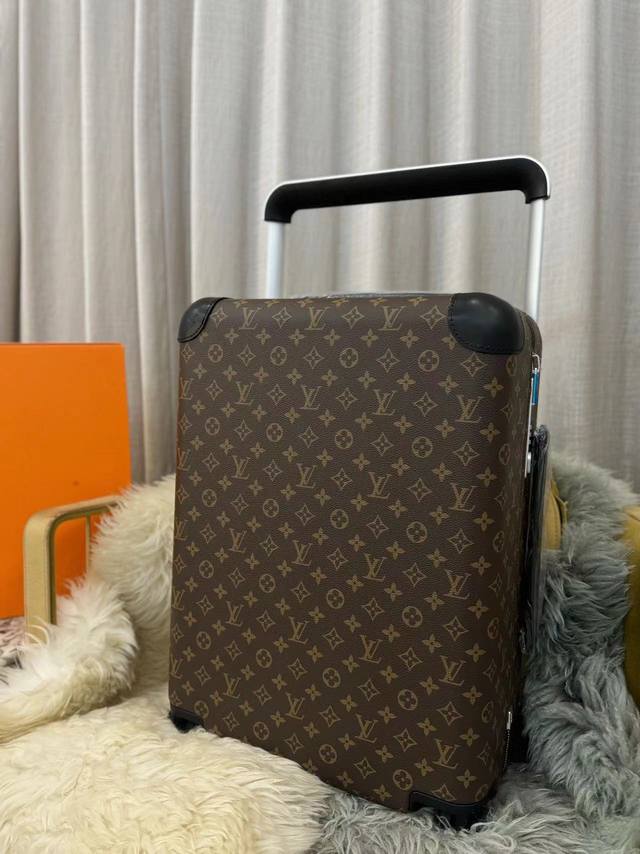 顶级高版本货来了头层树膏皮，市场唯一的一种变色皮 55Cm 高货 拉杆真皮包裹 市场唯一对版货！ 价格P美丽 Horizon 四轮拉杆 对版Size: 38.0