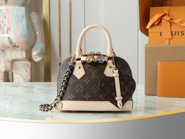 顶级原单 独家实拍 M14339老花 链条贝壳包 Alma Mini Lv&I 手袋 Lv&I系列推出了这款可定制的套件，以独家迷你尺寸的标志性Alma为特色。