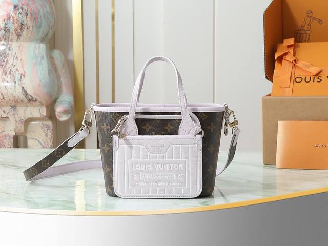 顶级原单 独家实拍 M25656 Neverfull BandoulièRe Inside Out Bb 手袋本季演绎经典设计的双面版本 以标志性 Monogr