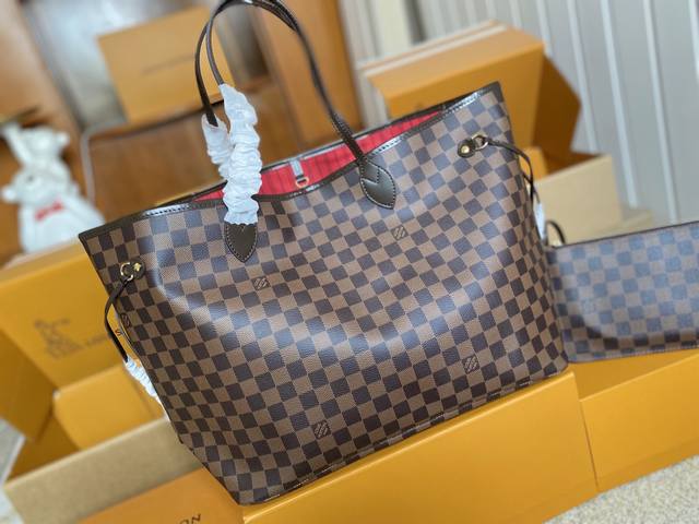 顶级原单 N40597 支持Nxp芯片感应N41357 Neverfull 大号托特包为 Damier Ebene 帆布勾勒牛皮革饰边,于宽敞构型融入缤纷织物内 顶级原单 N40597 支持Nxp芯片感应N41357 Neverfull 大号托特包为 Damier Ebene 帆布勾勒牛皮革饰边,于宽敞构型融入缤纷织物内