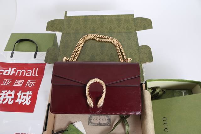 厂价 最高版本原厂皮顶级原单配专柜全套包装 简介：创作总监Sabato De Sarno焕新打造经典Dionysus系列大号尺寸肩背包。这款新意之作采用时尚黑色