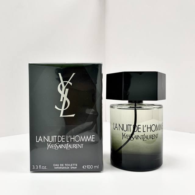 原单品质 圣罗兰天之骄子暗夜男士淡香水 Ml实拍现货Ysl Yves Saint Laurent La Nuit De I'homme, 2009 品牌:圣罗兰 原单品质 圣罗兰天之骄子暗夜男士淡香水 Ml实拍现货Ysl Yves Saint Laurent La Nuit De I'homme, 2009 品牌:圣罗兰