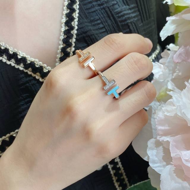 Cnc手镶钻 V金镀咪金 2110190 码数5678 蒂芙尼Cnc手镶钻双T贝母钻戒指精工版本T Square 戒指By Tiffany镶嵌白色珍珠母贝 Sq Cnc手镶钻 V金镀咪金 2110190 码数5678 蒂芙尼Cnc手镶钻双T贝母钻戒指精工版本T Square 戒指By Tiffany镶嵌白色珍珠母贝 Sq