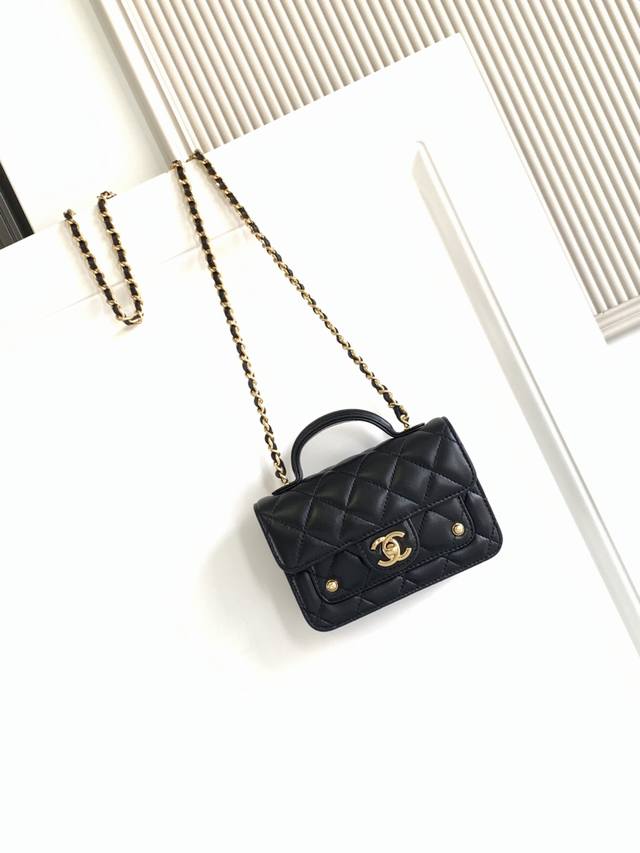 4675小号Chanel 25B 羊皮双C口袋手柄包 非常精致轻巧的包包 经典菱格纹搭配金属配件设计 很好看