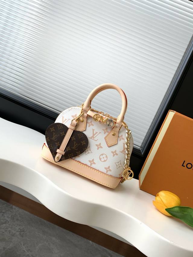 动态163C01芯片 顶级原单加强版 M14339老花 M00015啡格 M14339白花 独家背景实拍 本款Alma Mini Lv&I 系列推出了这款可定制 动态163C01芯片 顶级原单加强版 M14339老花 M00015啡格 M14339白花 独家背景实拍 本款Alma Mini Lv&I 系列推出了这款可定制