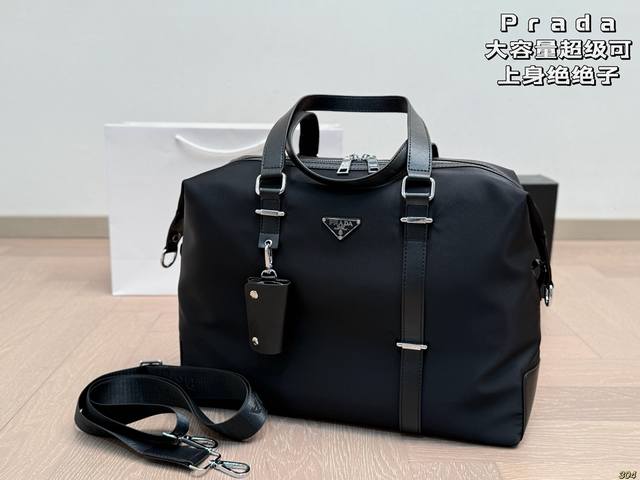普拉达尼龙包 Prada时髦精品 大容量 超级可 上身绝绝子 尺寸 40 28