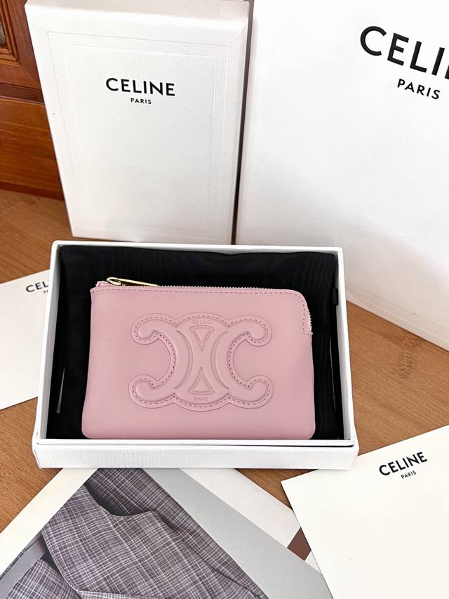 Triomphe光滑牛皮革零钱卡包 棕色字 特价 不退不换 5 X 4 X 0英寸 13 X 9 X 1厘米 牛皮革 衬里 : 牛皮革 织物 金色饰面 拉链锁闭