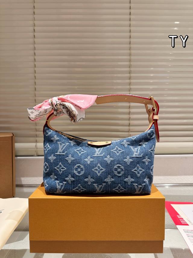 原版布 163变码芯片 Lv路易威登 ｜Sully Hobo 腋下饭盒包 慵懒时髦感拉满 #Lvsully Hobo 腋下包 背多了牛角包 秋冬来个Lvsull