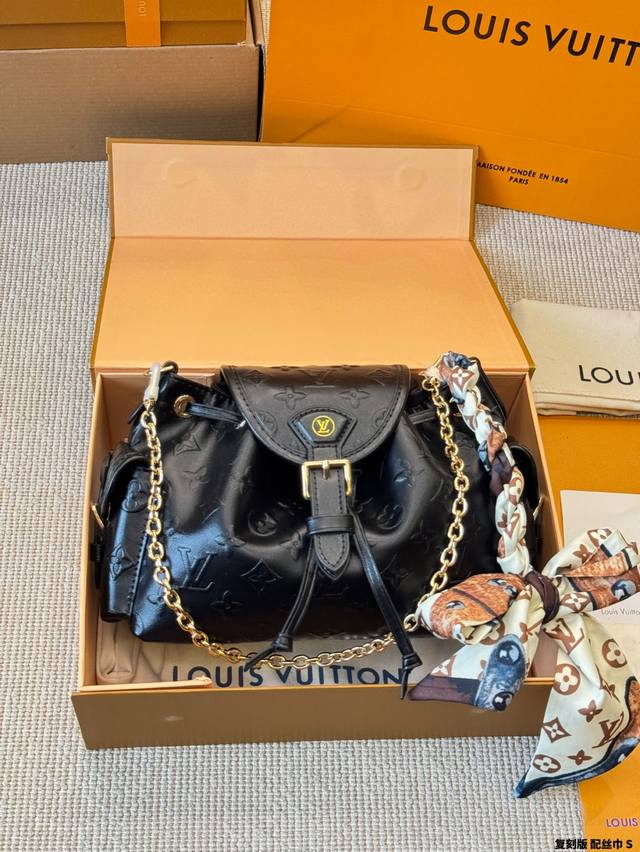 复刻版 配丝巾 Lv 路易威登｜Odyssee双肩包 新款 老花小号Bb双肩包 顶级牛皮 原单品质 尺寸 23 17Cm