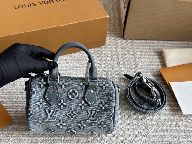 配盒 Size:16*10Cm 每个颜色都好看的 简直不要太可爱哦! 放下小手机 搜索 L家Nano 配盒 Size:16*10Cm 每个颜色都好看的 简直不要太可爱哦! 放下小手机 搜索 L家Nano