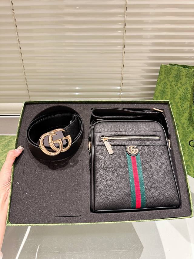 头层牛皮 礼盒 送男友必备品 实在太高级啦 皮带男包 高版本！腰带 牛皮皮带～热门款 男女通用皮带里面最火的版本啦～质量很好 全套包装！五金绝对不褪色 皮带头和