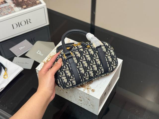 折叠盒飞机盒 迪奥Dior迷你保龄球包 Vibe小包 尺寸:20.12Cm