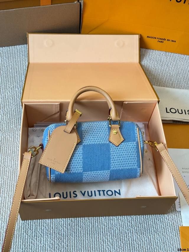原版布 Lv 路易威登｜Speedy Damies Denim 3D系列 丹宁棋盘格 牛仔布拼 Louis Vuitton 不得不说这款包真的是夏日出街的最佳选