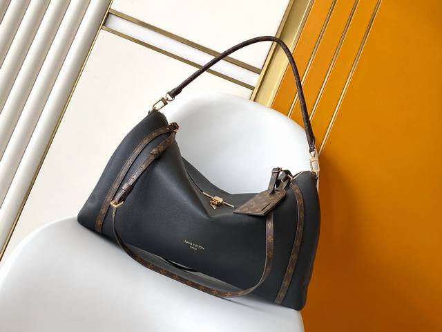 顶级原单 163C01芯片M26037黑色M26451杏 Express Travel 大号手袋为经典 Keepall 手袋注入温婉气息，彰显 Nicolas