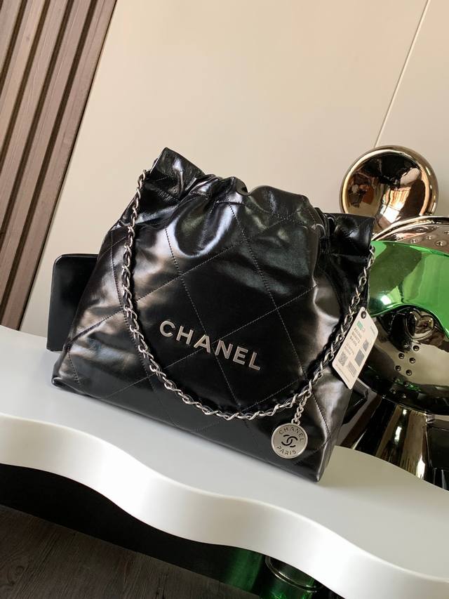 原单升级版 型号As3260 购物袋本季最火最值得入手的丝绒系列系列，它的名字叫22 Bag，小香凡是以数字命名的都必火爆也一定会成为经典超级时尚和大气，非常好