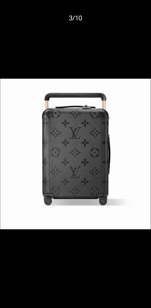 Gf4343Fb 独家实拍 老花拉杆箱 全新 Horizon 拉杆箱以个性创意革新路易威登的传奇经典,为标志性 Monogram 帆布点缀旅行贴饰,追溯品牌传统 Gf4343Fb 独家实拍 老花拉杆箱 全新 Horizon 拉杆箱以个性创意革新路易威登的传奇经典,为标志性 Monogram 帆布点缀旅行贴饰,追溯品牌传统