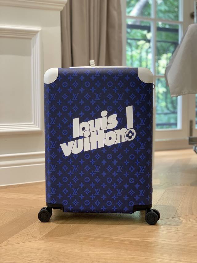 Louis Vuitton-Horizon四轮拉杆箱 55厘米 规格：38*55*21 长*高*宽 专柜正品品质 现货供应 L V Horizon 拉杆箱是由品